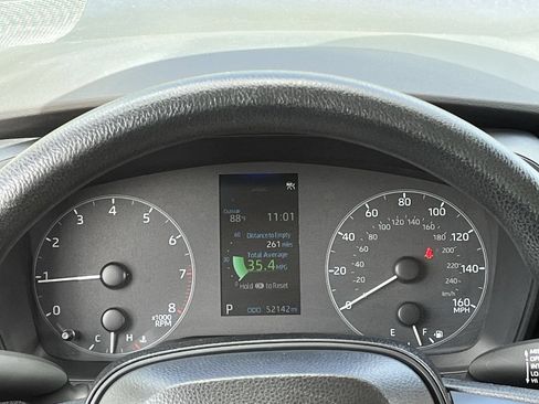 Used 2024 Toyota Corolla LE FWD image 13