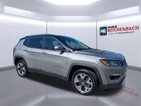 Used 2018 Jeep Compass Limited w/ Navigation Group AWD/4WD image 2