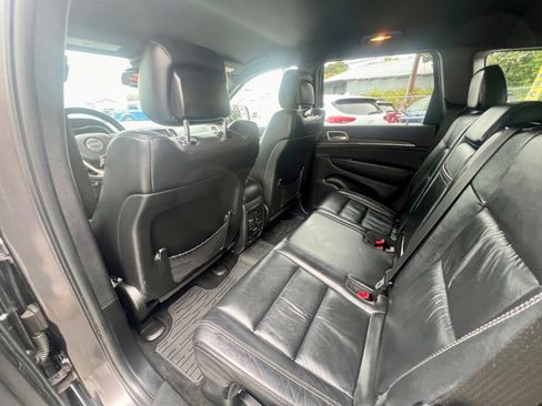 Used 2015 Jeep Grand Cherokee Limited image 11