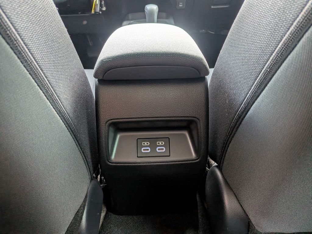 Used 2025 Toyota Corolla LE FWD image 15