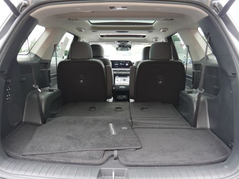 Used 2024 Hyundai Palisade Limited AWD/4WD image 6