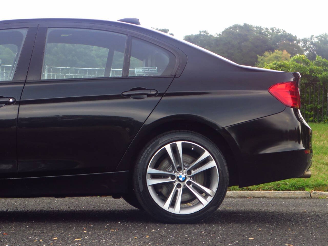 Used 2014 BMW 335i xDrive Sedan AWD/4WD image 21