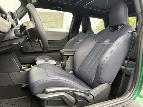 New 2026 MINI Cooper S FWD image 7