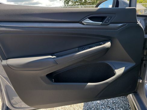 New 2025 Volkswagen GTI SE image 15