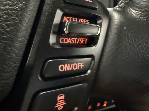 Used 2023 Nissan Frontier SV w/ Technology Package image 30