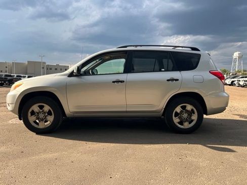 Used 2007 Toyota RAV4 2WD image 2