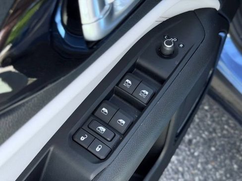 Certified 2022 Jeep Compass Limited AWD/4WD image 13