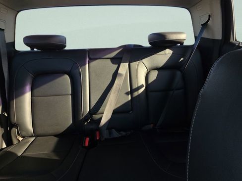 Used 2015 GMC Canyon SLT w/ Driver Alert Package image 13