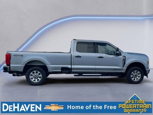 Used 2024 Ford F250 XLT AWD/4WD image 7