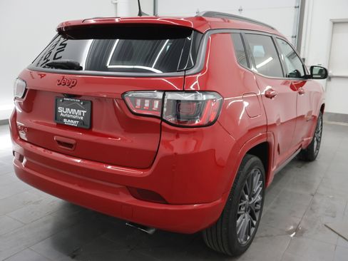 Used 2022 Jeep Compass Limited AWD/4WD image 5
