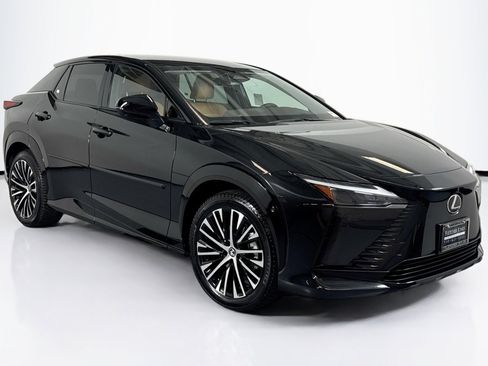 Used 2023 Lexus RZ 450e Premium image 3