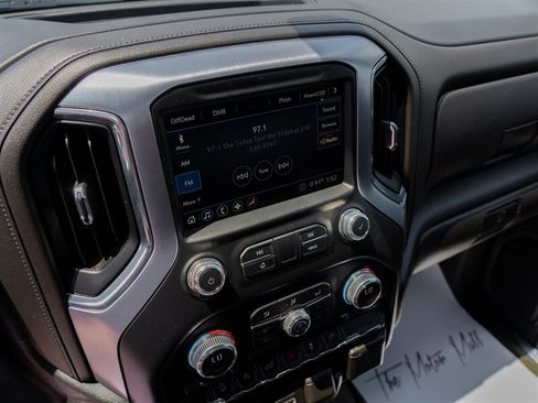 Used 2020 GMC Sierra 1500 SLE w/ X31 Off-Road Package AWD/4WD image 35