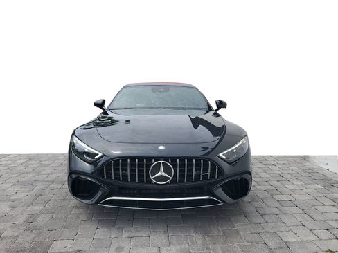Used 2025 Mercedes-Benz SL 55 AMG 4MATIC image 2