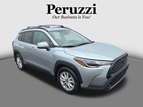 Certified 2023 Toyota Corolla Cross LE AWD/4WD image 1