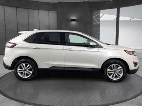 Used 2017 Ford Edge SEL AWD/4WD image 4