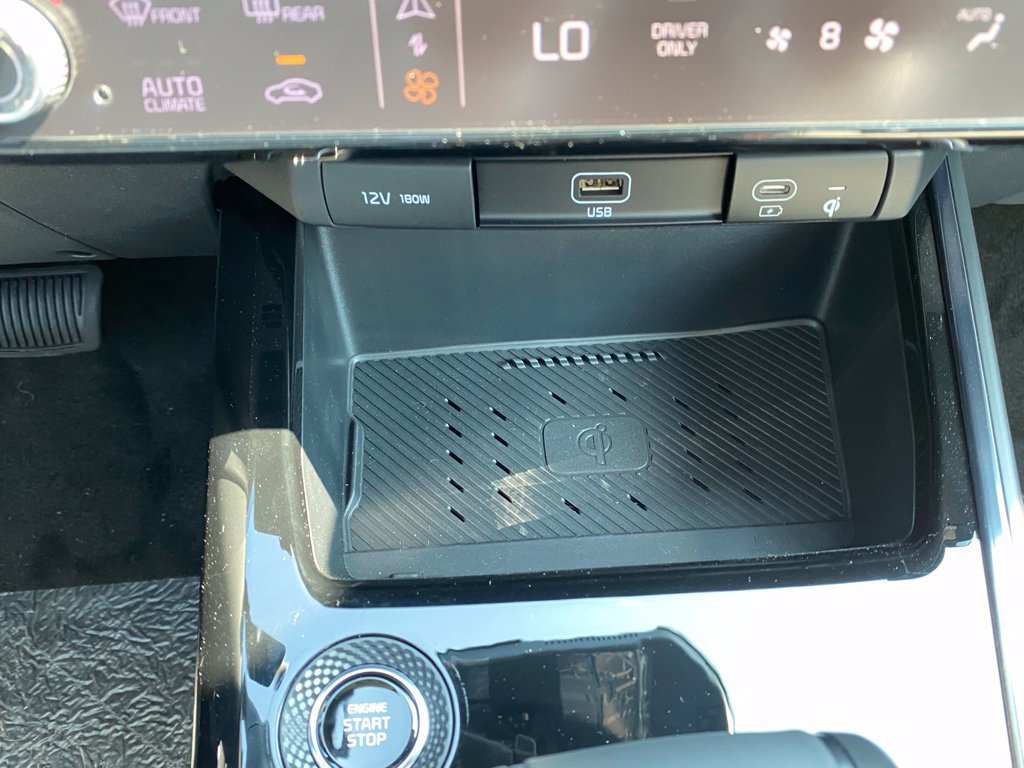 New 2026 Kia Niro EX FWD image 17