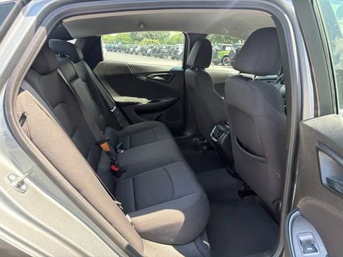 Used 2024 Chevrolet Malibu LT FWD image 13