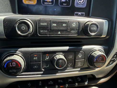 Used 2018 GMC Sierra 1500 SLT AWD/4WD image 13