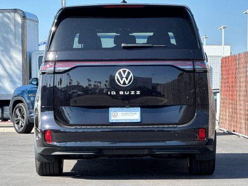 New 2025 Volkswagen ID. Buzz Pro S image 6