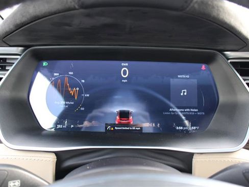 Used 2016 Tesla Model X 90D image 18