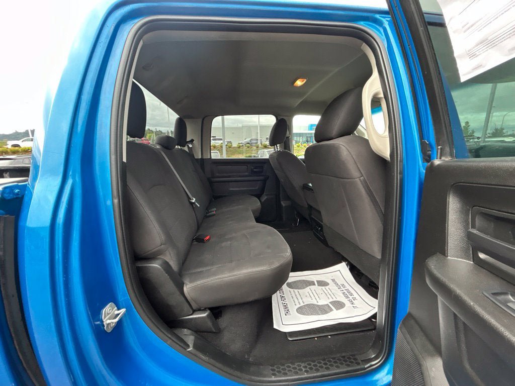 Used 2019 RAM 1500 Express w/ Hydro Blue Sport Package AWD/4WD image 12