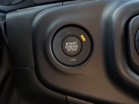 Certified 2022 Jeep Gladiator Mojave w/ Trailer Tow Package image 40