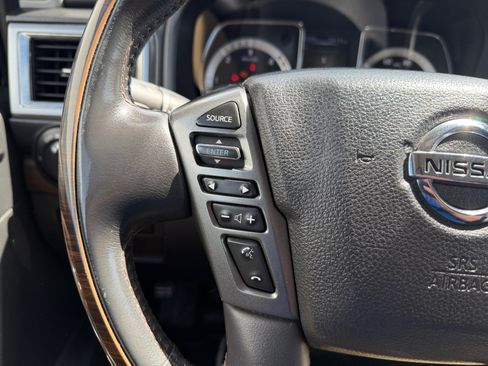 Used 2017 Nissan Titan Platinum Reserve AWD/4WD image 18