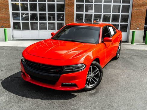 Used 2019 Dodge Charger SXT w/ Plus Group AWD/4WD image 2