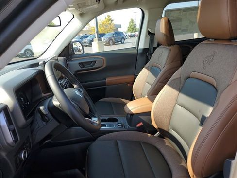 New 2025 Ford Bronco Sport Outer Banks w/ Sasquatch Outer Banks Package image 10