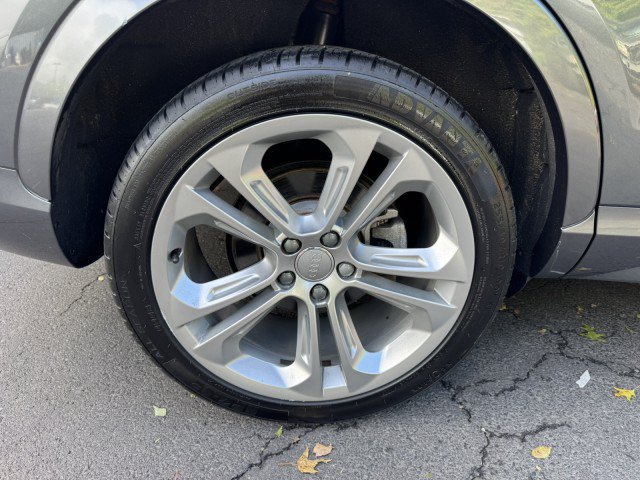 Used 2018 Audi Q3 2.0T Premium FWD image 40