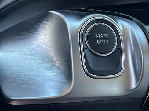 Used 2023 Mercedes-Benz EQB 300 4MATIC image 20