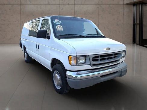 Used 1997 Ford E-250 and Econoline 250 Heavy-Duty RWD image 13