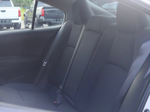 Used 2020 Toyota Corolla LE FWD image 27