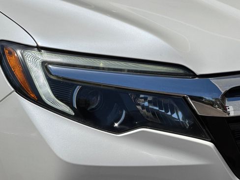 Used 2017 Honda Ridgeline RTL-E image 12