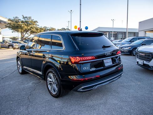 Used 2023 Audi Q7 3.0T Premium w/ Convenience Package image 9