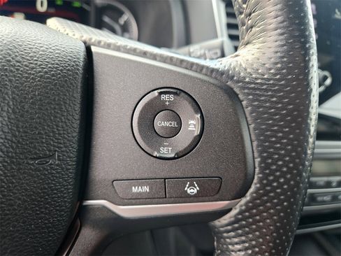 Used 2024 Honda Passport EX-L image 16