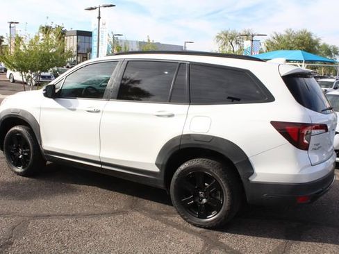 Certified 2022 Honda Pilot TrailSport image 4