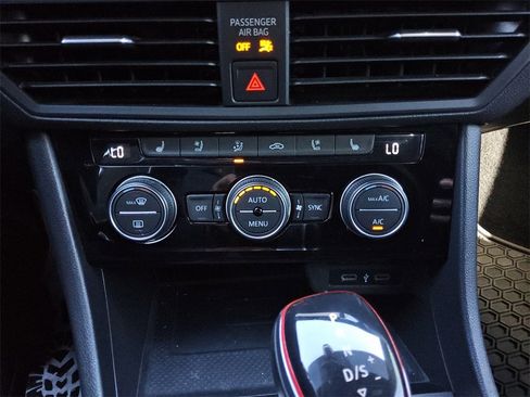 Used 2022 Volkswagen Jetta GLI Autobahn w/ GLI Black Package image 21