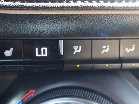 Certified 2020 Chevrolet Blazer Premier w/ Driver Confidence II Package FWD image 27