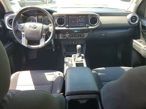 Used 2021 Toyota Tacoma SR5 w/ Trail Edition image 16