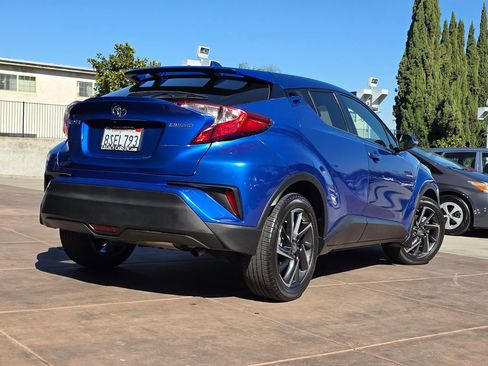 Used 2020 Toyota C-HR Limited image 13