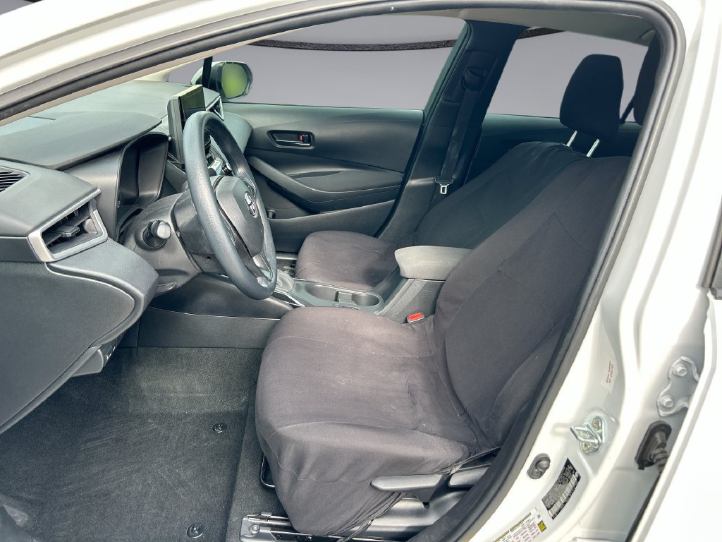 Used 2024 Toyota Corolla LE FWD image 11