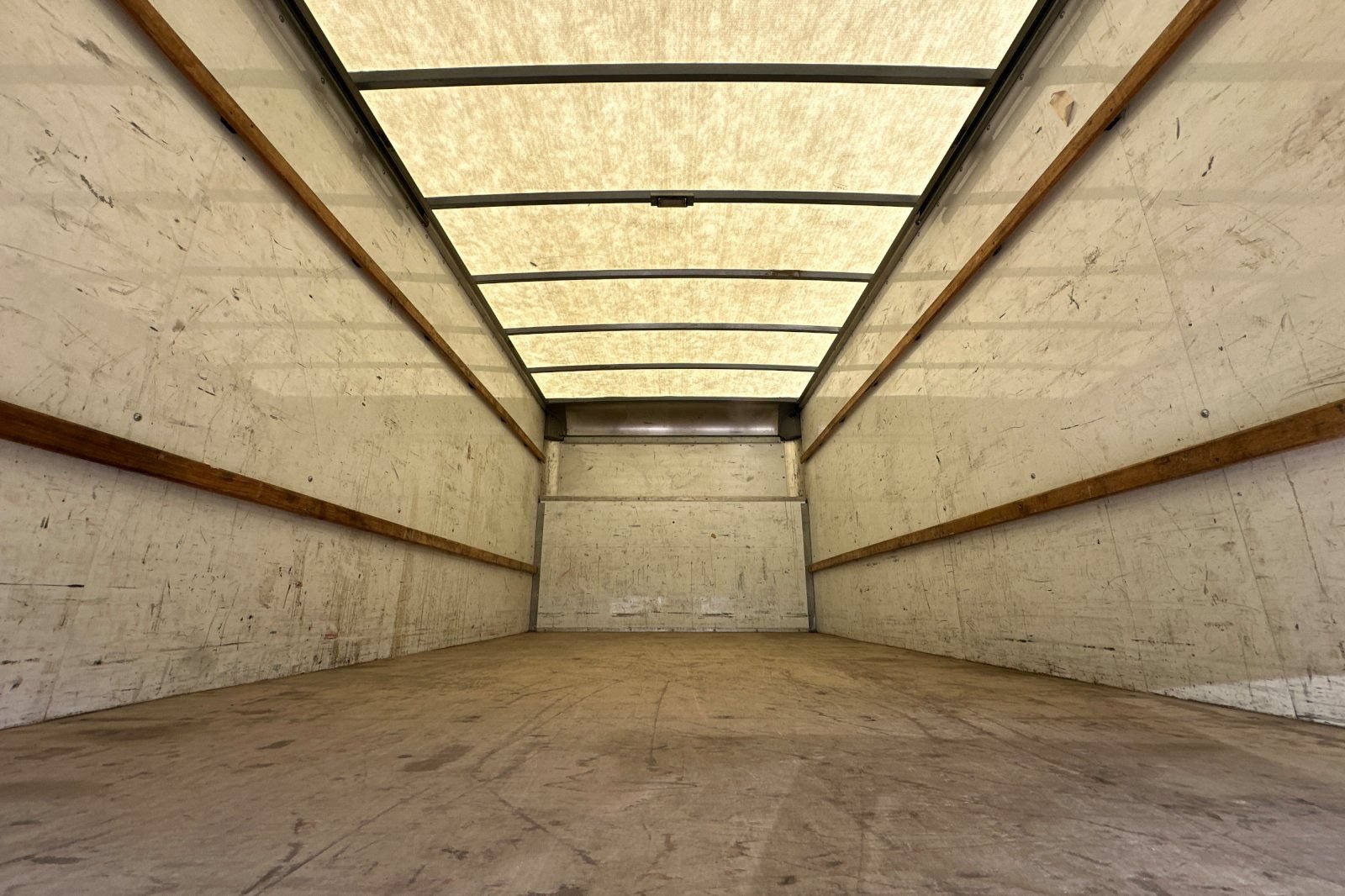 Used 2022 Ford E-350 and Econoline 350 Super Duty RWD image 10