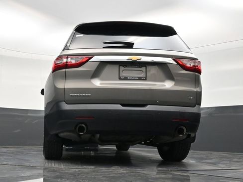 Used 2018 Chevrolet Traverse LT FWD image 23