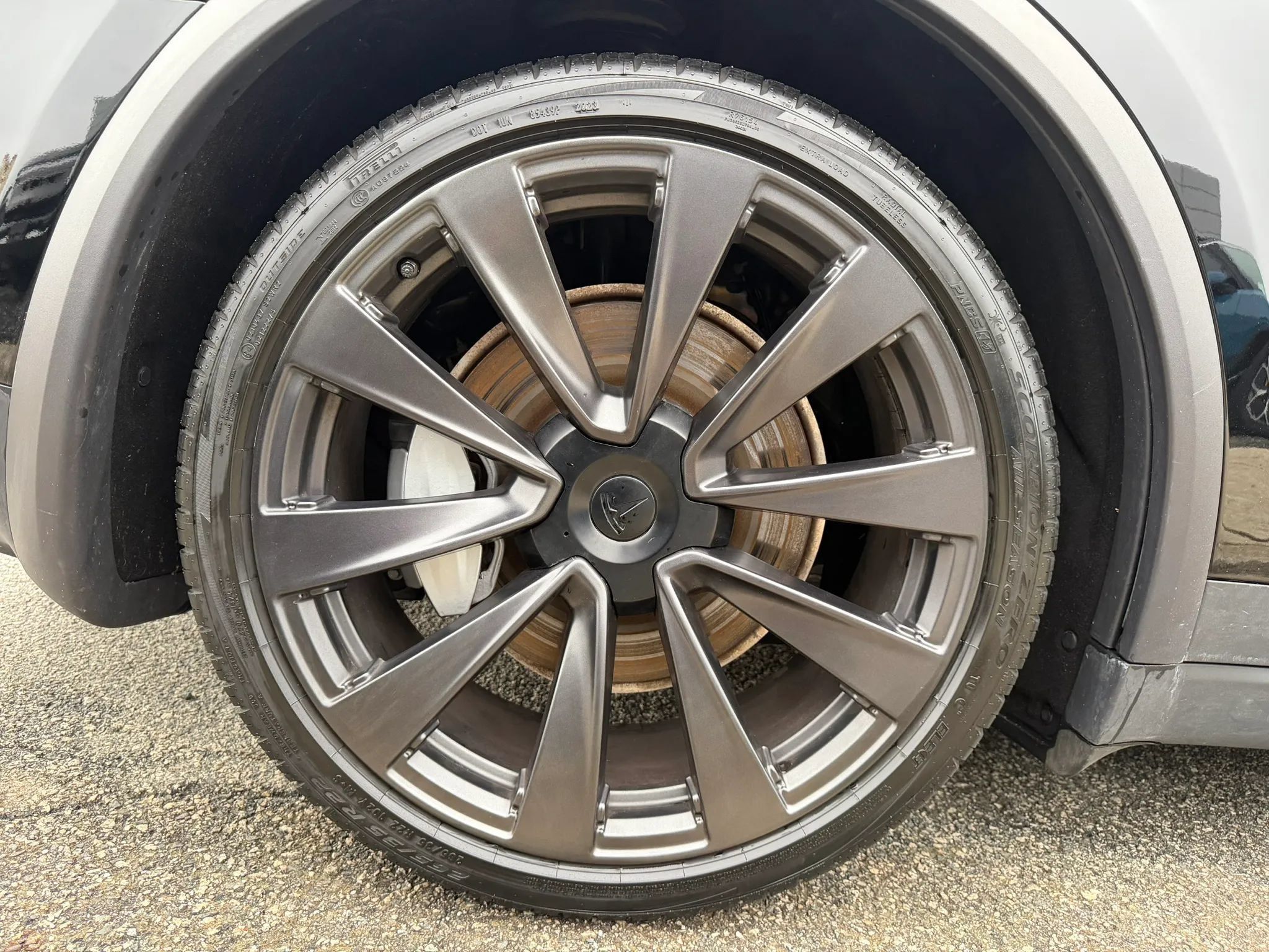 Used 2023 Tesla Model X AWD/4WD image 29