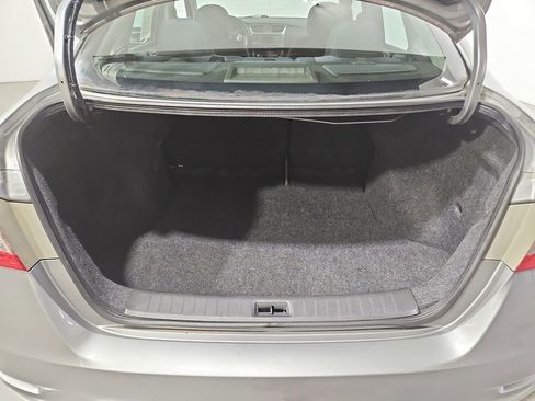 Used 2014 Nissan Sentra SV w/ SV Driver Package image 21