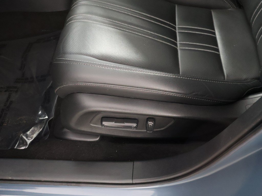Used 2025 Honda HR-V EX-L image 31