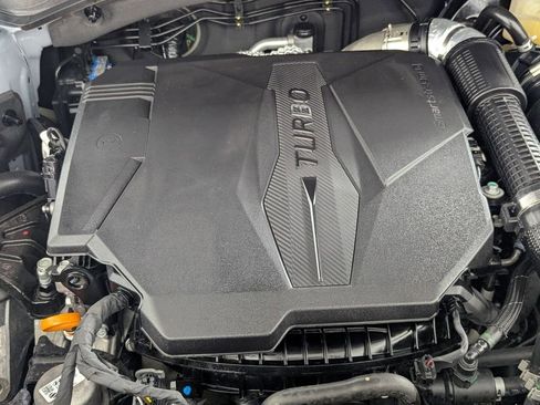 Used 2025 Kia Sorento EX w/ Panoramic Sunroof Package image 12