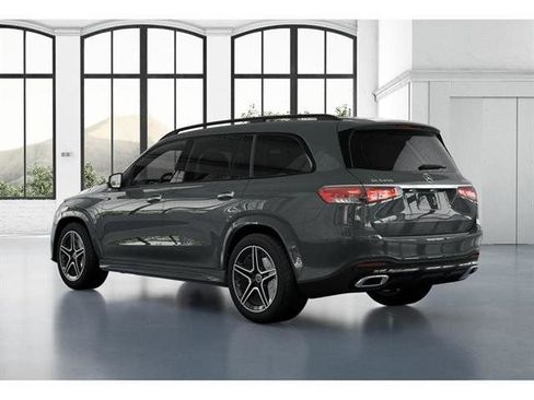 New 2026 Mercedes-Benz GLS 450 4MATIC image 28