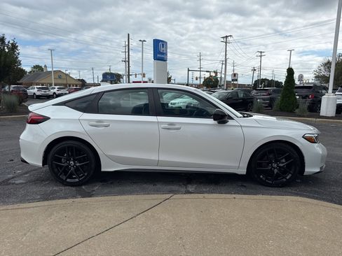 New 2025 Honda Civic Sport image 4